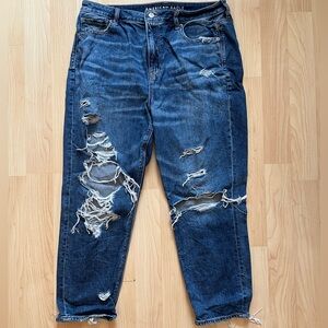 American Eagle Mom Jeans
